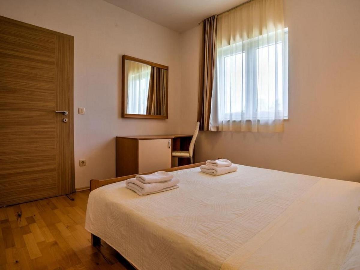Apartments Villa Tara Брсеч Экстерьер фото